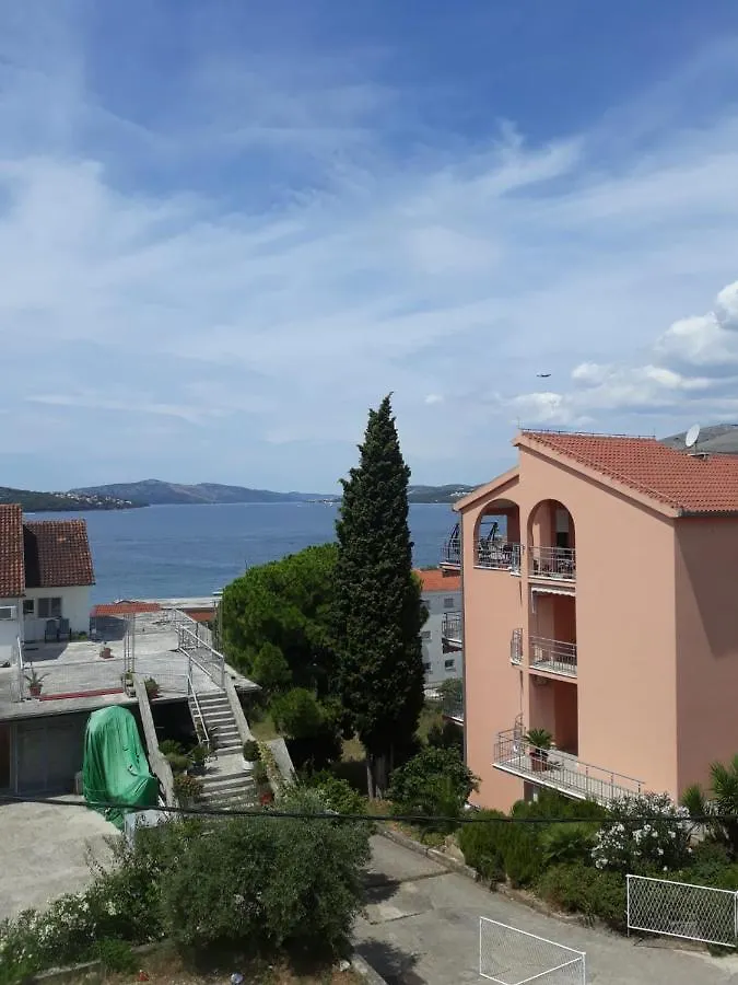 Apartment Apartmani Alena Trogir